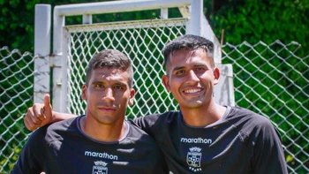 Blooming presenta su plantel 2026 y nueva indumentaria en un evento exclusivo para hinchas, anticipando la temporada con expectación.