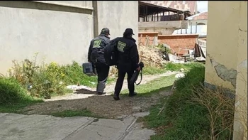 Investigación en curso: Jhonny T.P., principal sospechoso, aprehendido por feminicidio de su esposa Elsa M. CH.