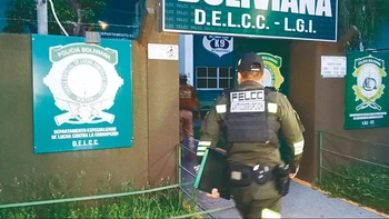 "La detención del juez Quiroga desencadena un debate político-institucional en Bolivia sobre el amparo y las elecciones subnacionales"