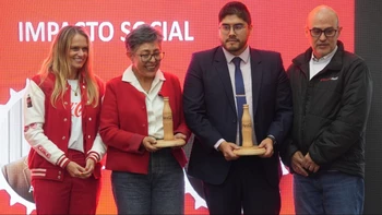 Coca-Cola Bolivia impulsa ahorro y sostenibilidad con campaña de envases retornables y beneficios para la economía nacional.