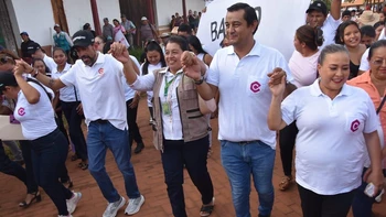 Viera y Camacho impulsan reelección y cambio político en Concepción, apoyados en medidas económicas y obras públicas.