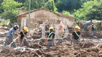 Desastre por inundaciones golpea fuerte a tres departamentos, con devastadores efectos en comunidades y economías locales.