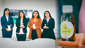 Estudiantes de Bioquímica y Farmacia en Unifranz desarrollan jarabe natural de orégano para aliviar síntomas del resfriado común.