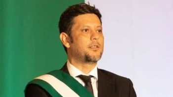 Federico "Fede" Morón lanza campaña para Alcaldía cruceña con Unidad Nacional y compromiso con el pueblo cruceño