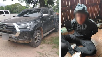 Agentes brasileños detenidos con fusiles AK-47 en una camioneta interceptada en el Urubó, mientras otros intentan huir y rescatarlos.