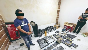 "Juez Hebert Zeballos desde la cárcel: Afirma ser engañado por representantes del Ministerio Público en su aprehensión ilegal"