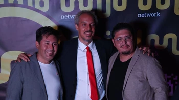 Lujo Network revoluciona la industria musical boliviana con estrategias digitales avanzadas y monetización transparente para artistas e influencers.