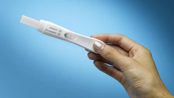 Francia registra su peor balance demográfico desde la Segunda Guerra Mundial con un saldo natural negativo de -6000 personas.