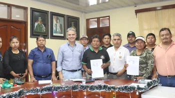 San Julián levanta bloqueo temporalmente después de diálogo con autoridades y sector productivo para analizar demandas.