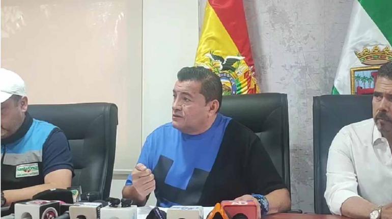 Alcalde de Santa Cruz impone ultimátum a transporte urbano para restaurar orden en la ciudad después del paro prolongado.