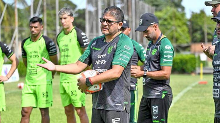 La Selección Nacional de Bolivia reforzará su equipo ideal para enfrentar a México con nuevas incorporaciones y ajustes tácticos.