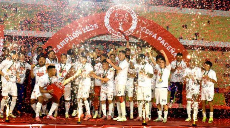 Nacional Potosí se apodera del título de la Copa Bolivia con un triunfo emocionante en el partido revancha.