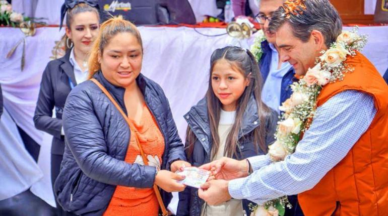 Paz Pereira destaca Bolivia como potencia minera y anuncia exploraciones para aprovechar recursos energéticos y litio.