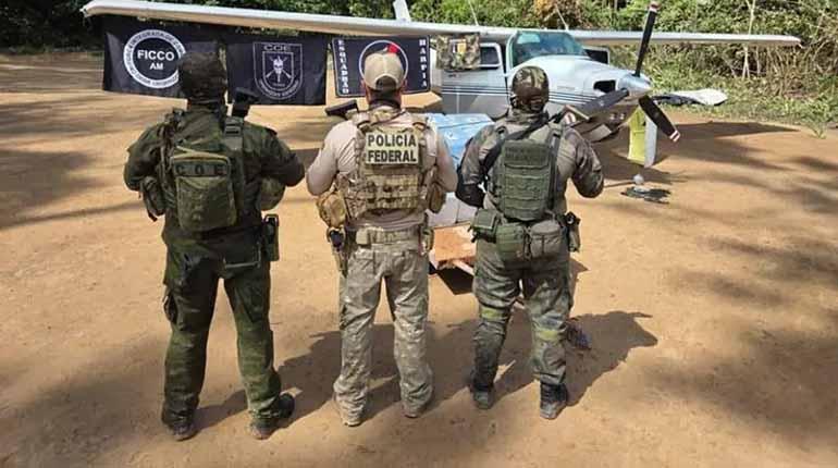 Brasil intercepta avioneta con media tonelada de cocaína procedente de Bolivia en operación conjunta contra el narcotráfico.