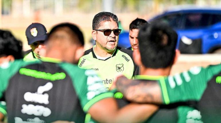 La búsqueda de un delantero golpero por Óscar Villegas sigue sin cesar en preparación para el repechaje Mundial 2026.