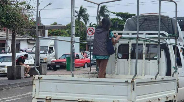 Transporte público en Santa Cruz paralizado por segunda vez consecutiva ante demandas de combustibles y pasajes.