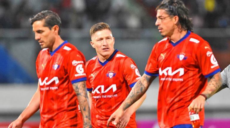 Wilstermann enfrenta desafío para evitar descenso y mantenerse en la División Profesional con fuerte oposición entre clubes y dirigentes.