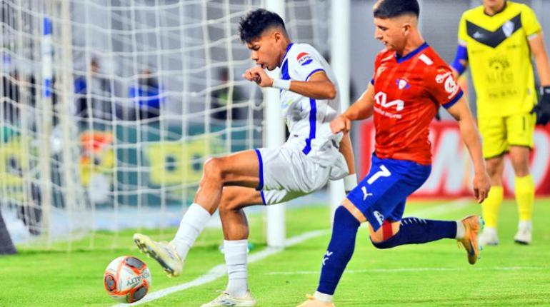 Wilstermann evalúa sus opciones después del descenso a segunda categoría y analiza fusions o acciones legales para revivir su futuro.