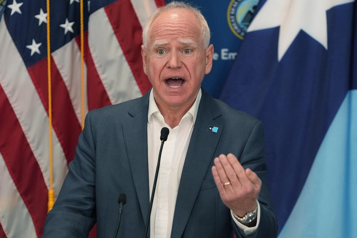 Gobernador de Minnesota comparó justicia con barbarie nazi, manchurizando la memoria de Ana Frank