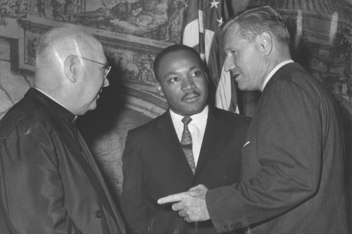 El legado de Martin Luther King: transformando la sensibilidad estadounidense hacia la igualdad y la justicia después de 97 años.