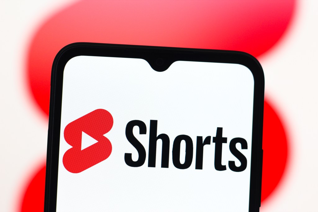YouTube otorga a creadores el control sobre su propio avatar AI para crear contenido innovador en Shorts y juegos