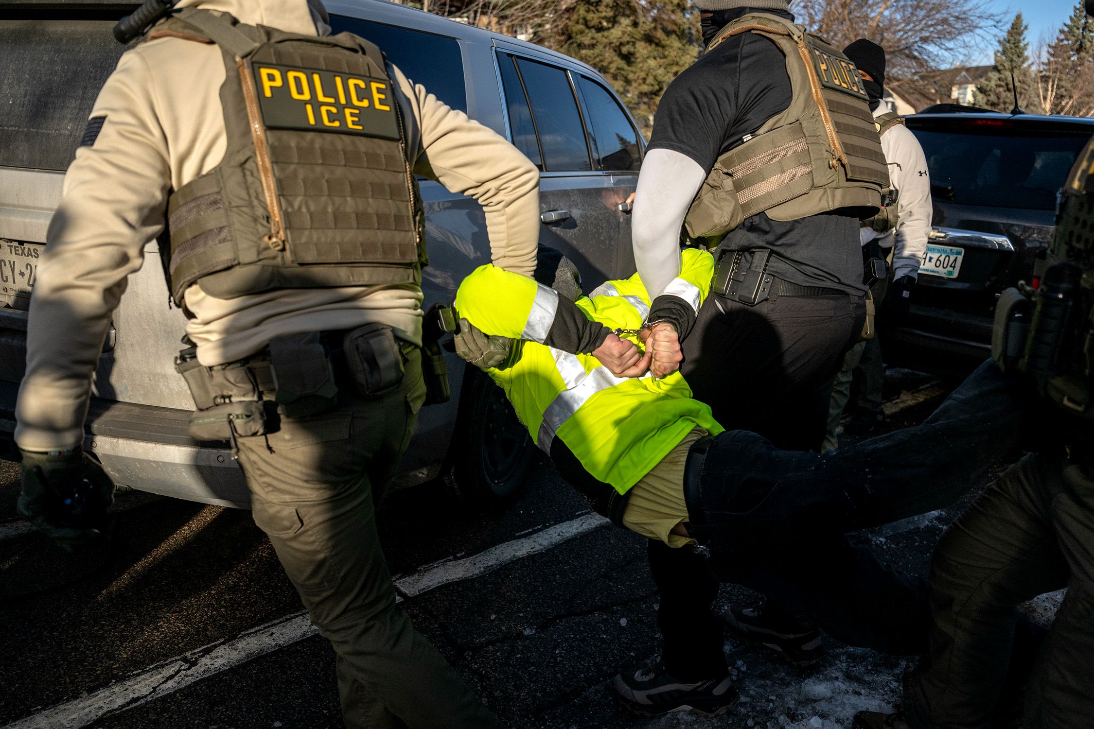 Establecimiento de una red de detención en 5 estados del norte de Estados Unidos, con un hub de transferencia privado